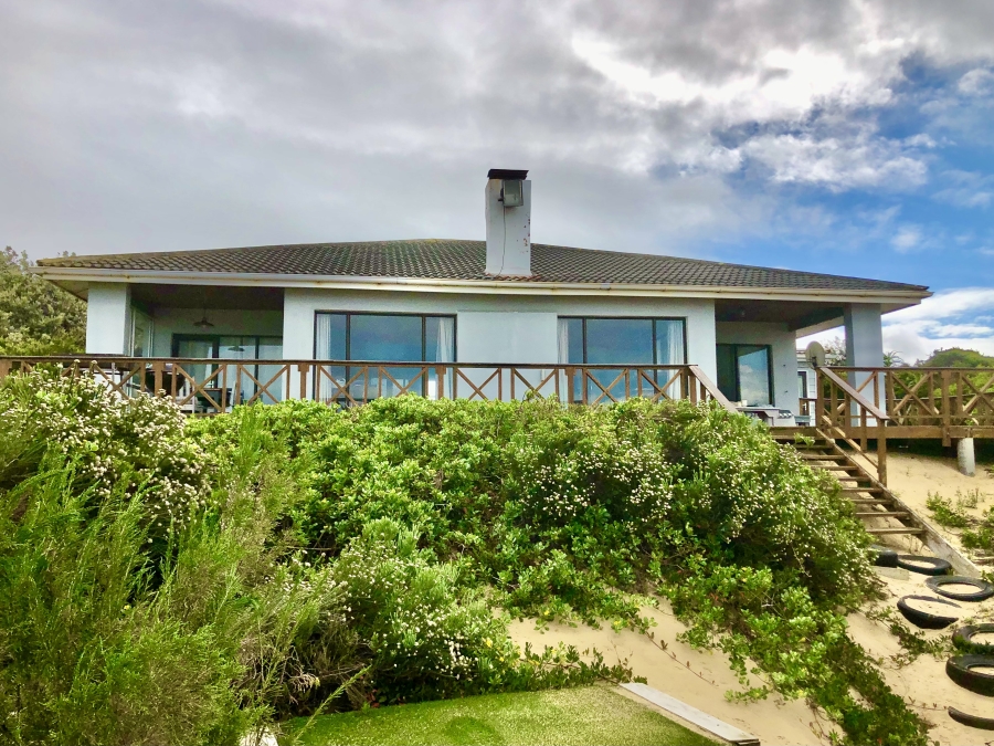 3 Bedroom Property for Sale in Cannon Rocks Eastern Cape